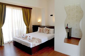 Ampoulos Rooms & Apartments