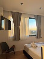 Ampoulos Rooms & Apartments