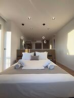 Ampoulos Rooms & Apartments