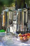 Ampoulos Rooms & Apartments