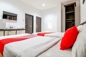 Capital O 1666 Grand Pudjawan Hotel Near Kuta Beach