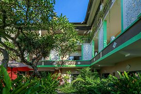 Capital O 1666 Grand Pudjawan Hotel Near Kuta Beach