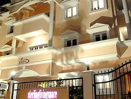 Sterling Living Space - Residency Road