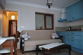 Silenos Boutique Hotel