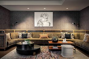 Yours Truly DC, Vignette Collection by IHG