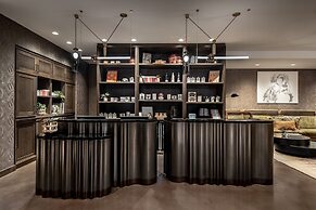 Yours Truly DC, Vignette Collection by IHG