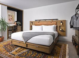 Yours Truly DC, Vignette Collection by IHG