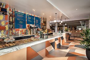 Yours Truly DC, Vignette Collection by IHG