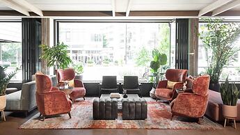 Yours Truly DC, Vignette Collection by IHG