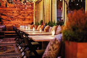 Yours Truly DC, Vignette Collection by IHG