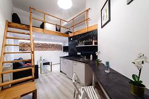 2 Nights Apartments