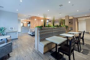 Microtel Inn & Suites by Wyndham Oyster Bay