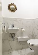 Chestnut & Eliza Suites - Superior Homes