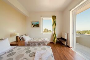 Kiriana Villa by LeaderStay