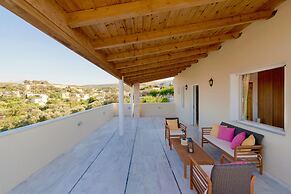 Kiriana Villa by LeaderStay