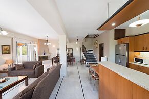 Kiriana Villa by LeaderStay