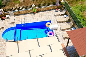 Kiriana Villa by LeaderStay