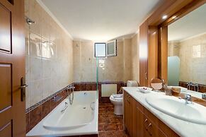 Kiriana Villa by LeaderStay