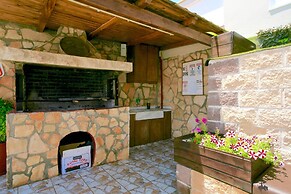 Kiriana Villa by LeaderStay