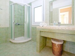 Dafni Villa by LeaderStay