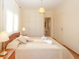 Dafni Villa by LeaderStay