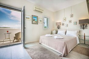 Ai Helis Beach House