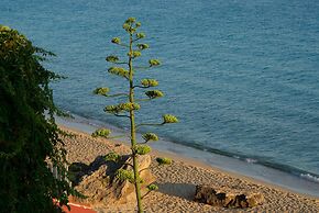 Infinity Beach House