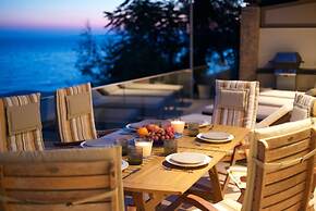 Infinity Beach House