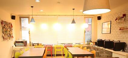 Yeha Guesthouse - Hostel