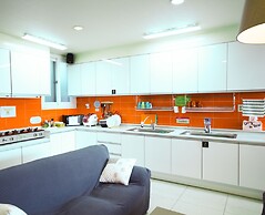 Yeha Guesthouse - Hostel