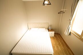 Yeha Guesthouse - Hostel