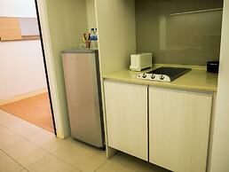 Wallace P Staycation