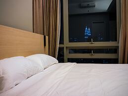 Wallace P Staycation