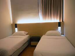 Wallace P Staycation