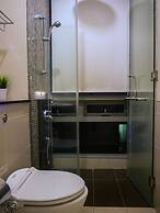 Wallace P Staycation