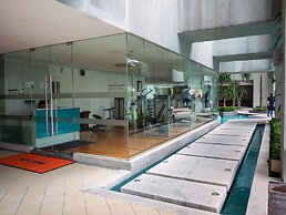 Wallace P Staycation