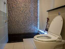 Wallace P Staycation