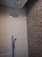 Wallace P Staycation