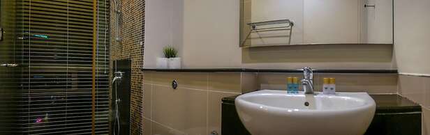 Wallace P Staycation