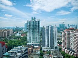 Wallace P Staycation