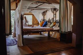 Mkoma Bay Tented Lodge