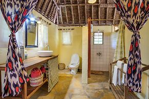 Mkoma Bay Tented Lodge