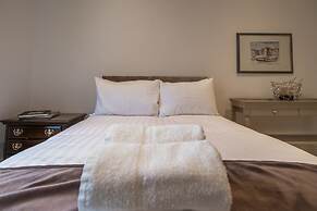 The Patrick Kavanagh Suite - hiphipstay