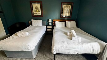 Avalon Guest House