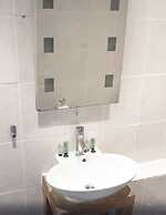 Avalon Guest House