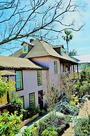 Casa De Solana Bed & Breakfast