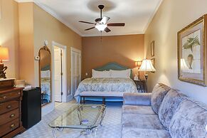 Casa De Solana Bed & Breakfast