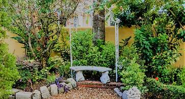 Casa De Solana Bed & Breakfast