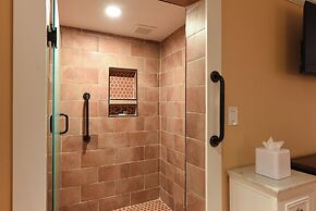 Casa De Solana Bed & Breakfast