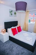 Modern 2 Bedroom Apartment